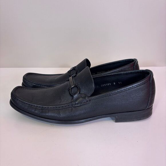 Salvatore Ferragamo Men's Black Pebbled Leather Loafer Dress Shoes 11 - Picture 1 of 10